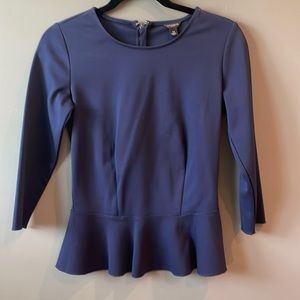Ann Taylor, Sz XS, good condition, light pilling on chest.